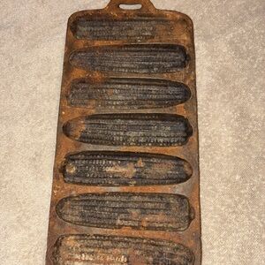 Vintage Cast Iron Cornbread Pan